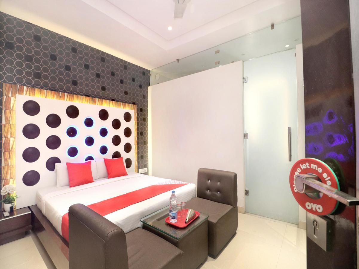 Oyo 14829 Hotel J Cruise Ludhiana Exterior foto