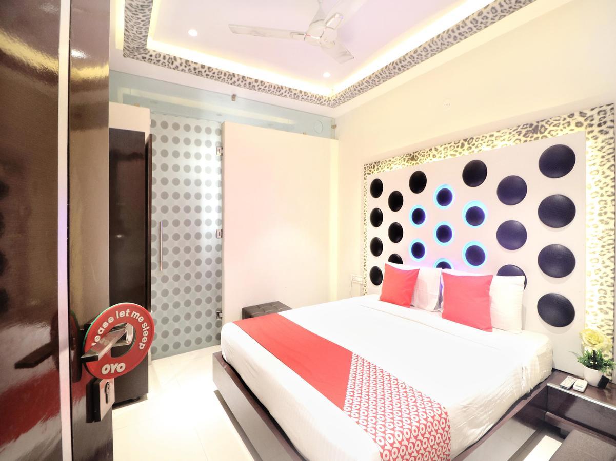 Oyo 14829 Hotel J Cruise Ludhiana Exterior foto